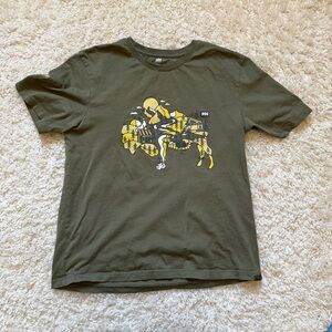 Helly Hansen Men’s Nature Buffalo Hiking Utility Tee. Size Med.